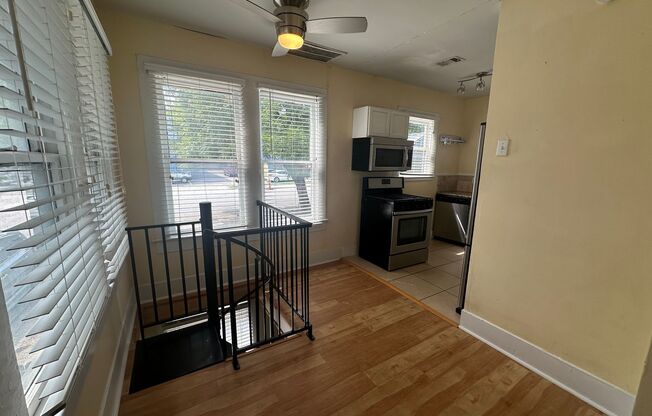 1 bed, 1 bath, $1,295