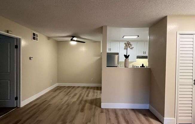 1 bed, 1 bath, 714 sqft, $2,250, Unit 042