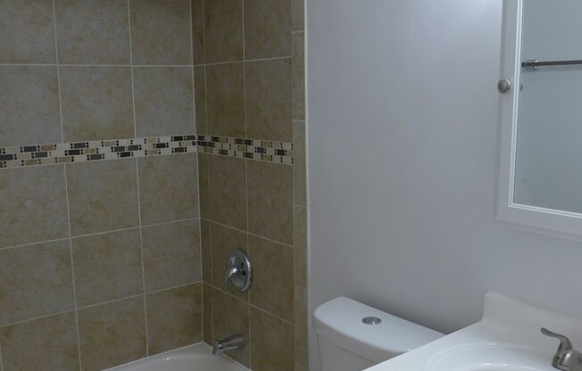 1 bed, 1 bath, 675 sqft, $1,625, Unit 417