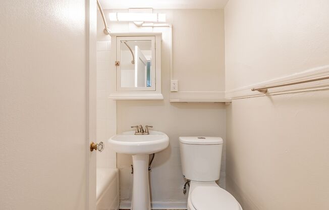 1 bed, 1 bath, 515 sqft, $1,799, Unit 212