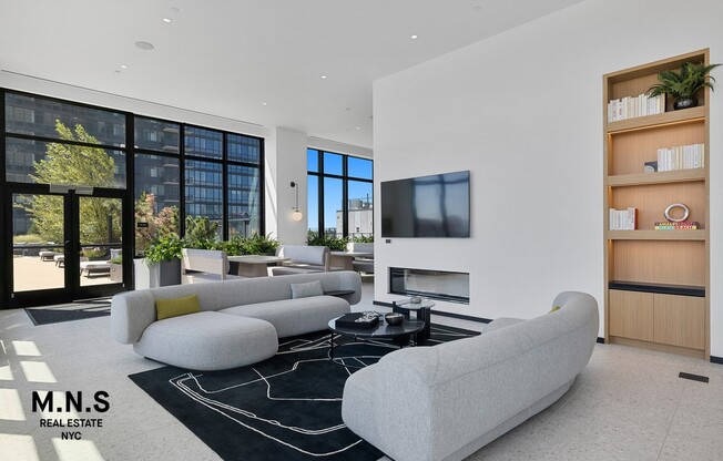 1 bed, 1 bath, $3,586, Unit 808