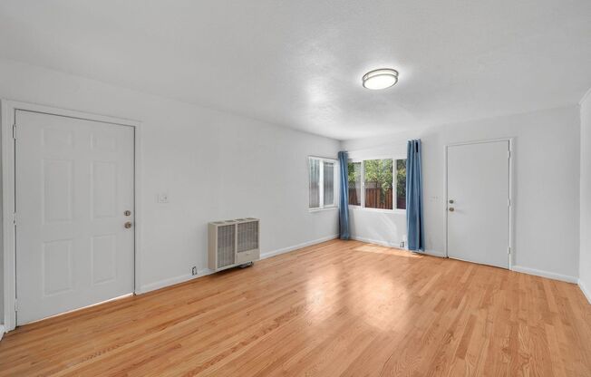 4511- 4515 Penniman