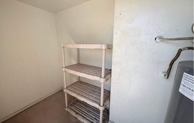 2 beds, 2 baths, $1,099, Unit UNIT 2034