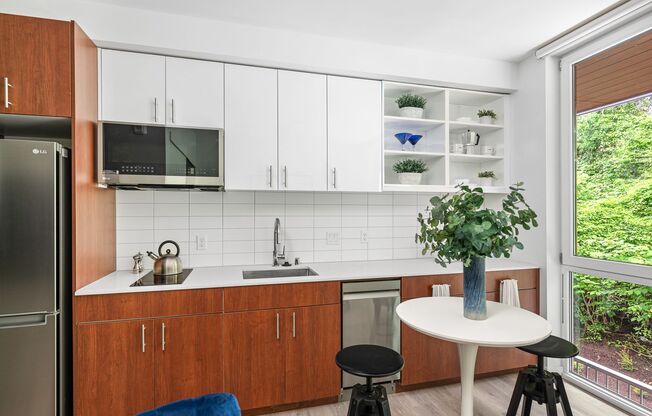 Studio, 1 bath, 303 sqft, $1,149, Unit 213-MFTE