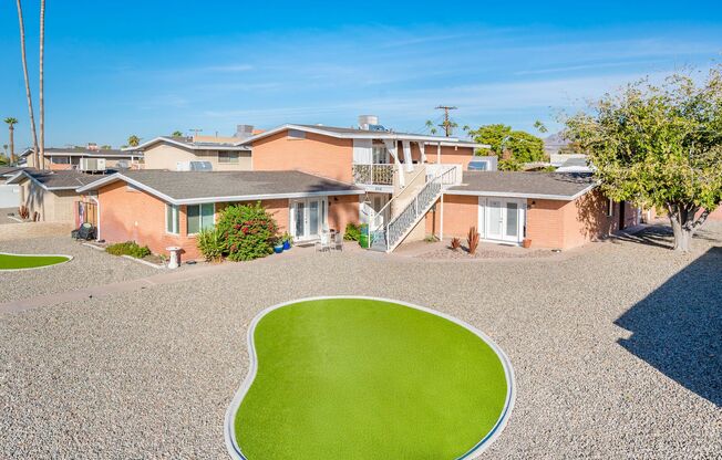 3702,3710, 3718 E Glenrosa Ave