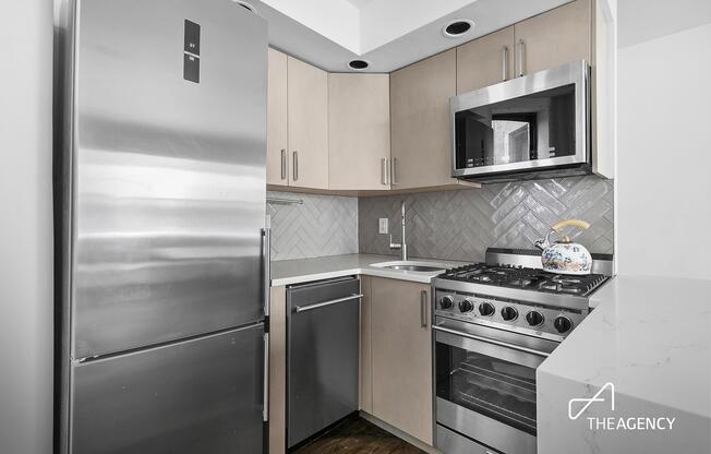 1 bed, 1 bath, 425 sqft, $3,000, Unit 3-RW