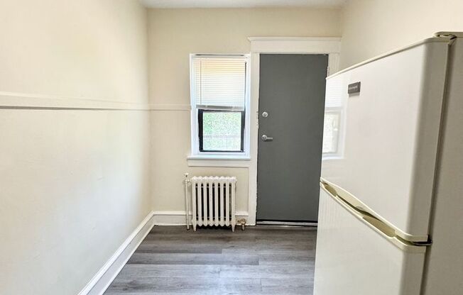 715 East Church Lane