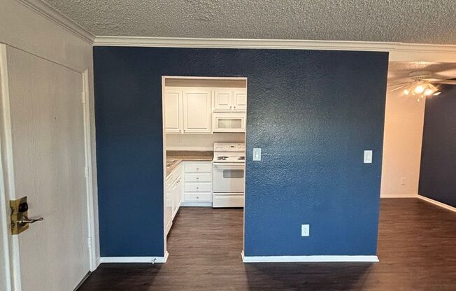 1 bed, 1 bath, 750 sqft, $2,365, Unit 1704