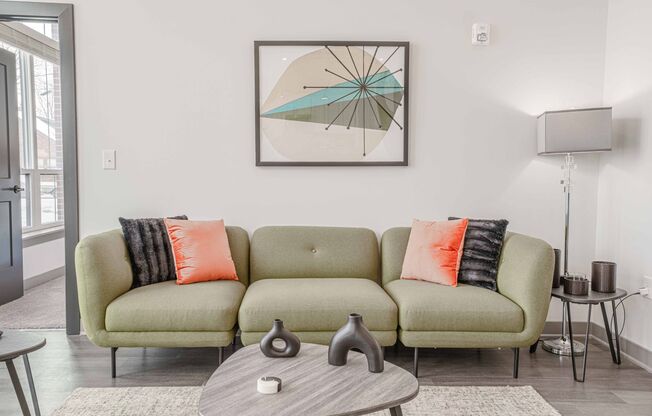 1 bed, 1 bath, 725 sqft, $1,610, Unit A110
