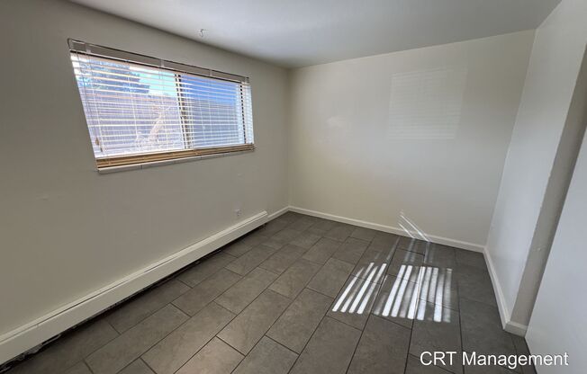 3 beds, 2 baths, $1,975, Unit # 21