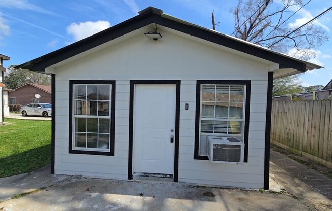 9010 Linda Vista Rd - Unit C **HALF OFF THE SECOND MONTH'S RENT MOVE-IN SPECIAL**