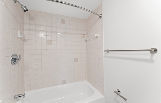 1 bed, 1 bath, 1,125 sqft, $3,000, Unit 205