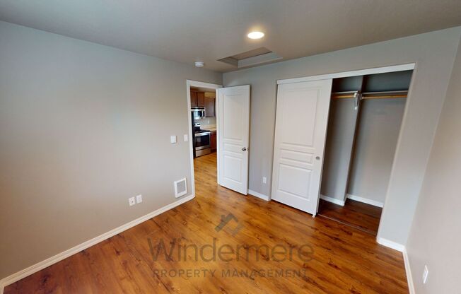 1 bed, 1 bath, 400 sqft, $1,195, Unit chin219-1