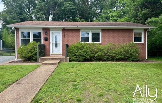 124 N BAKER ST