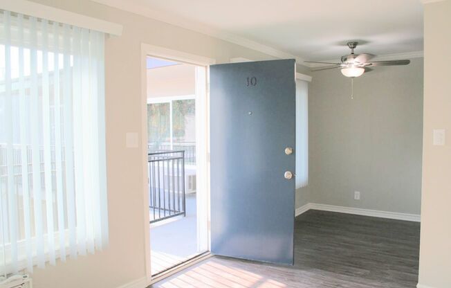 1 bed, 1 bath, $2,050, Unit 10