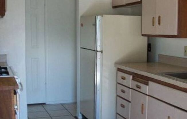 **3 Bedroom Tempe Home – Great Location | Available July 20 **