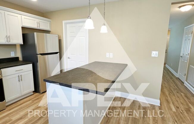 2 beds, 2.5 baths, $1,750, Unit 603