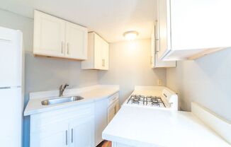 Studio, 1 bath, $1,895, Unit E