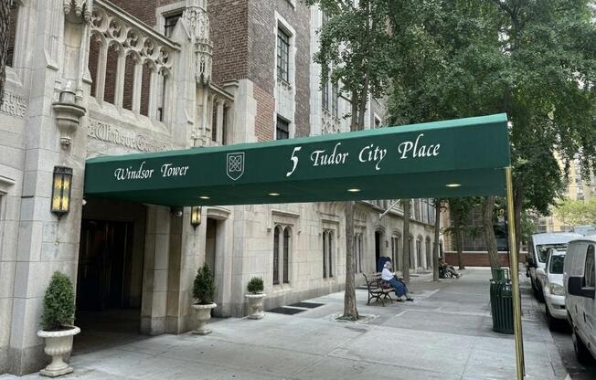 Studio, 1 bath, $2,700, Unit 207