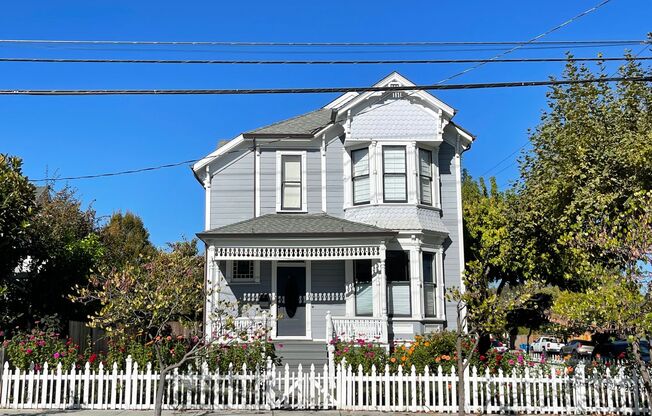 Classic Petaluma Victorian Steps from Downtown Petaluma - 500 D Street