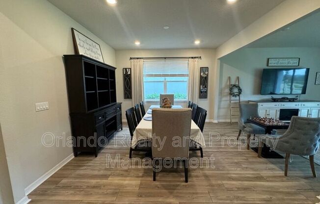 5625 CEDAR CHASE DR