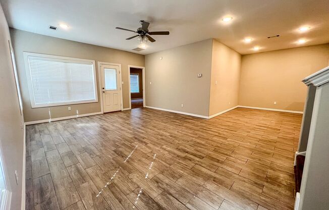 Beautiful 3B/2B Townhome in Chaffee Crossing at The Haven. *Ask about Move In Special!