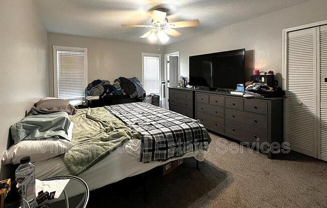 1520 COASTAL PL