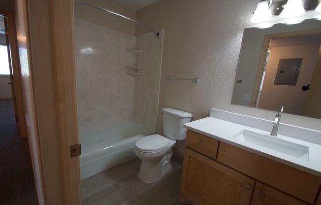 2 beds, 2 baths, 1,050 sqft, $1,798, Unit 306