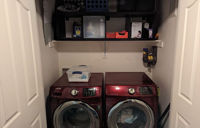 3 beds, 2.5 baths, $2,250, Unit unit 1290