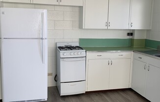 1 bed, 1 bath, $1,300