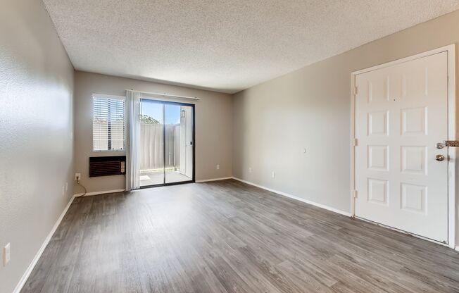 2 beds, 2 baths, 900 sqft, $2,795, Unit 110