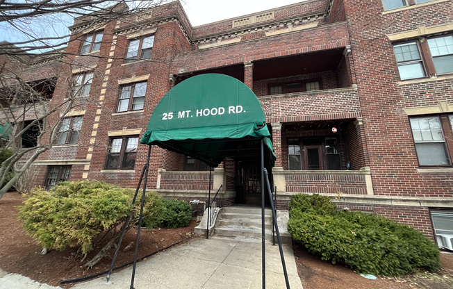 25 Mount Hood Rd. #4