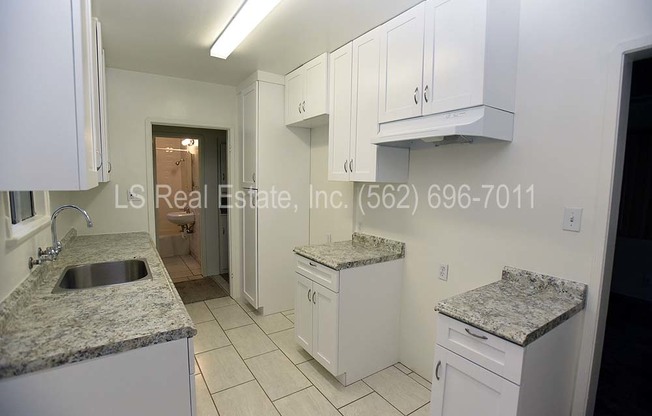 Victoria Ave 8454