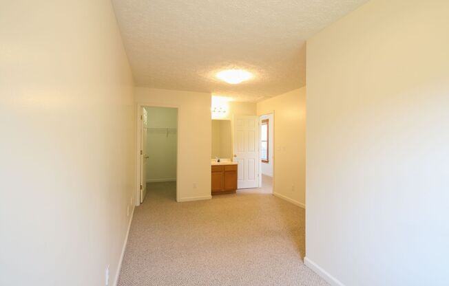 2 beds, 2 baths, 1,850 sqft, $2,285