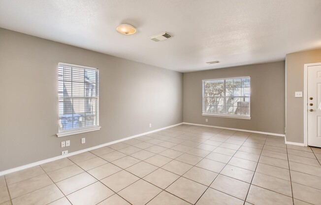 4BR/2.5 Bath near the San Antonio Medical Center!!!