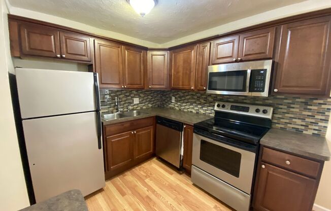 1 bed, 1 bath, 750 sqft, $1,095, Unit 1005-63