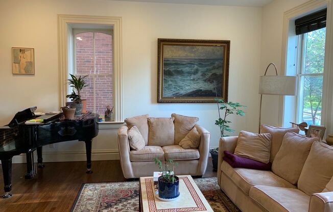 Recently Renovated Historic Mansion in Benton Park