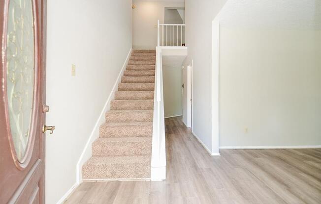 2119 LANDCIRCLE CT