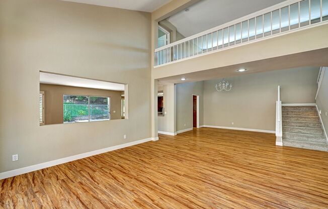 Beautiful Large 4 Bedrooms, 3 Baths in Bernardo Heights