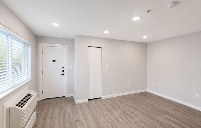 Studio, 1 bath, 310 sqft, $675, Unit 2302