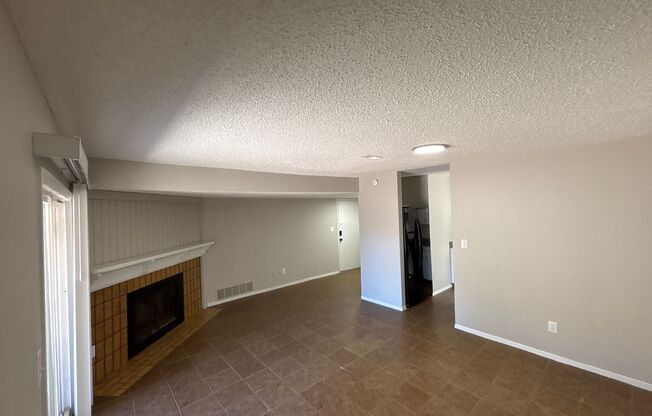 1326 HOLLAND PARK BLVD
