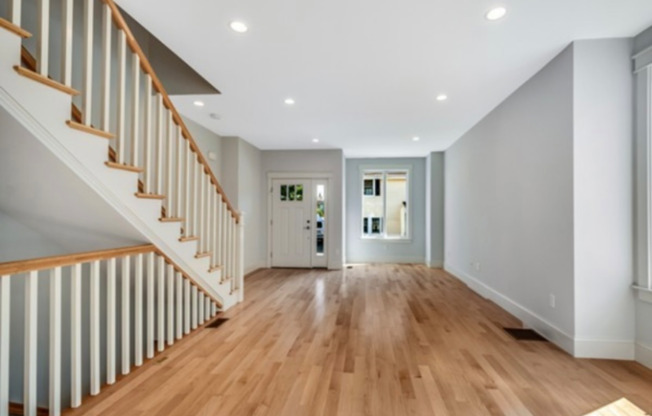 37 BACON ST