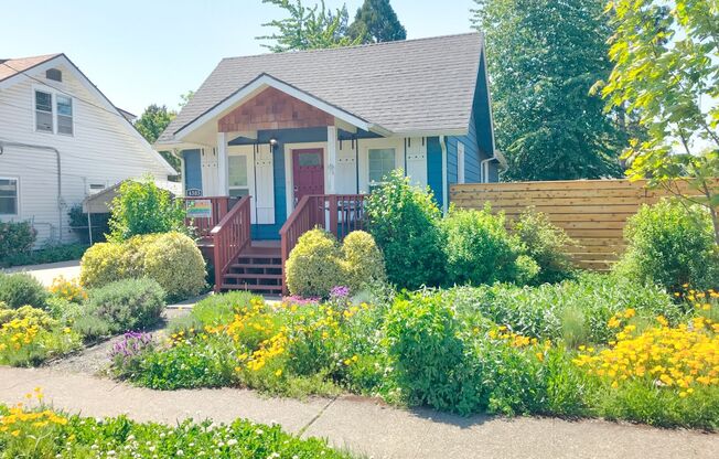 Foster-Powell Charming Bungalow with Bonus Finished Attic Space