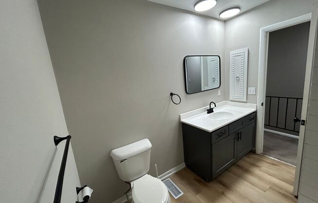 2 beds, 1.5 baths, 1,100 sqft, $1,199, Unit 339