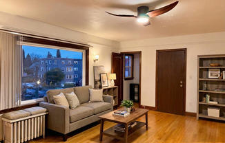 Kelly Arms Apartments