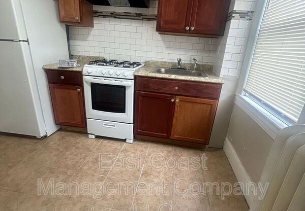 2319 REISTERSTOWN RD