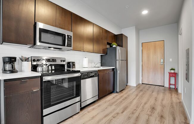Studio, 1 bath, 517 sqft, $1,599, Unit 233-203