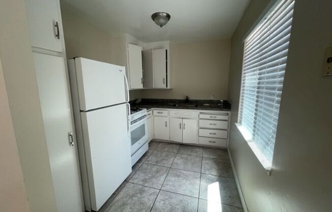 1 bed, 1 bath, 630 sqft, $1,895, Unit 02