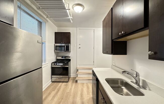 2328 SPAULDING