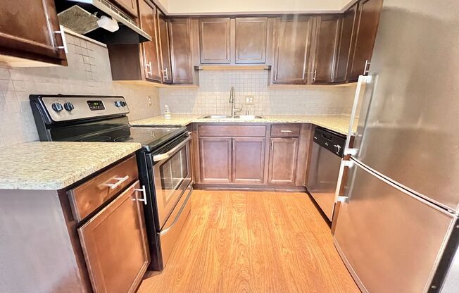2 beds, 2 baths, 872 sqft, $1,195, Unit 10-A